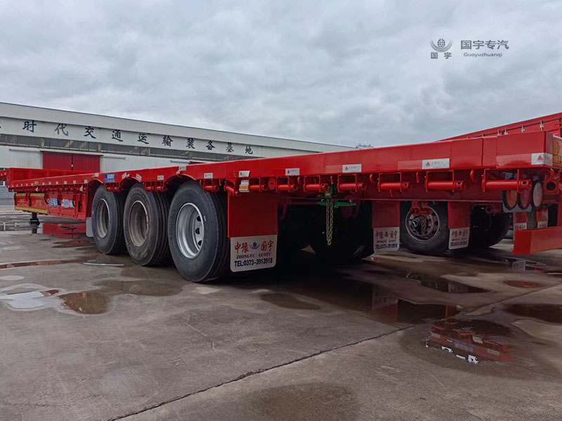 13.75低平板半掛車(chē)(抽拉)